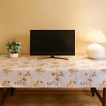 Tina's House דירה *