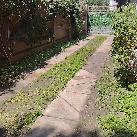 Tina' S House