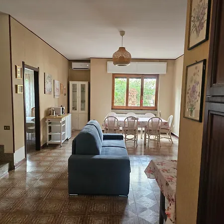 Apartment Tina' S House